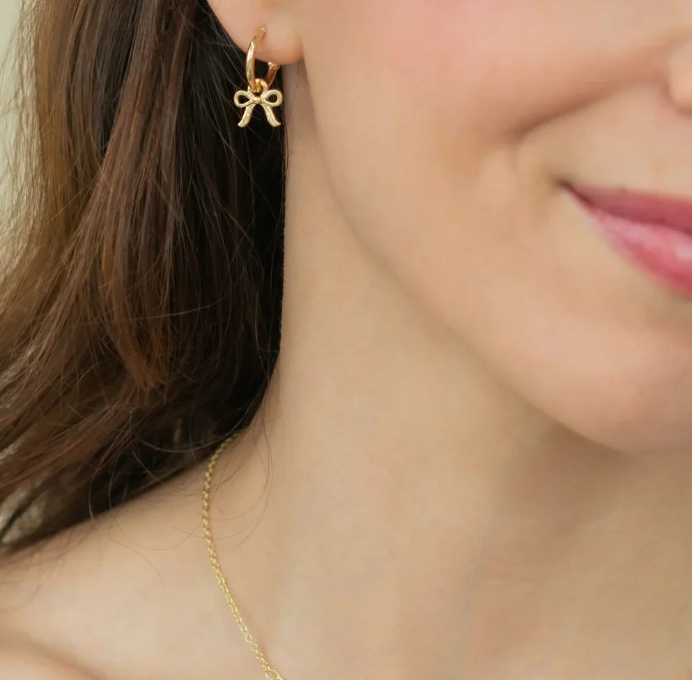 BOW CHARM HOOP EARRINGS - Image 2