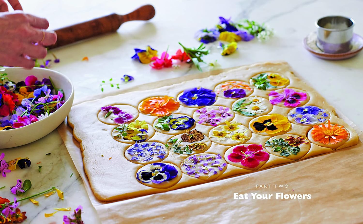 EAT YOUR FLOWERS: A COOKBOOK - Image 3