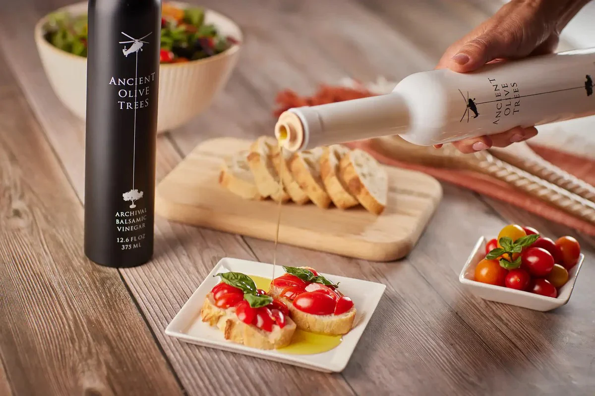 EXTRA VIRGIN OLIVE OIL - Image 2