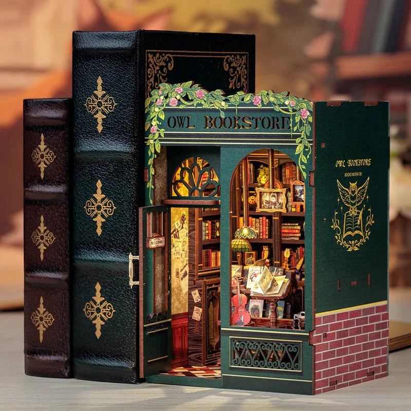 OWL BOOKSTORE MODEL KIT - Image 5