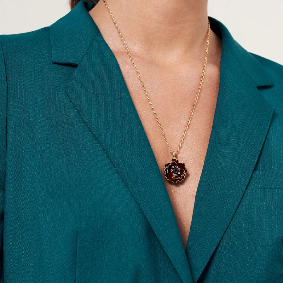 POPPY PENDANT NECKLACE - Image 2