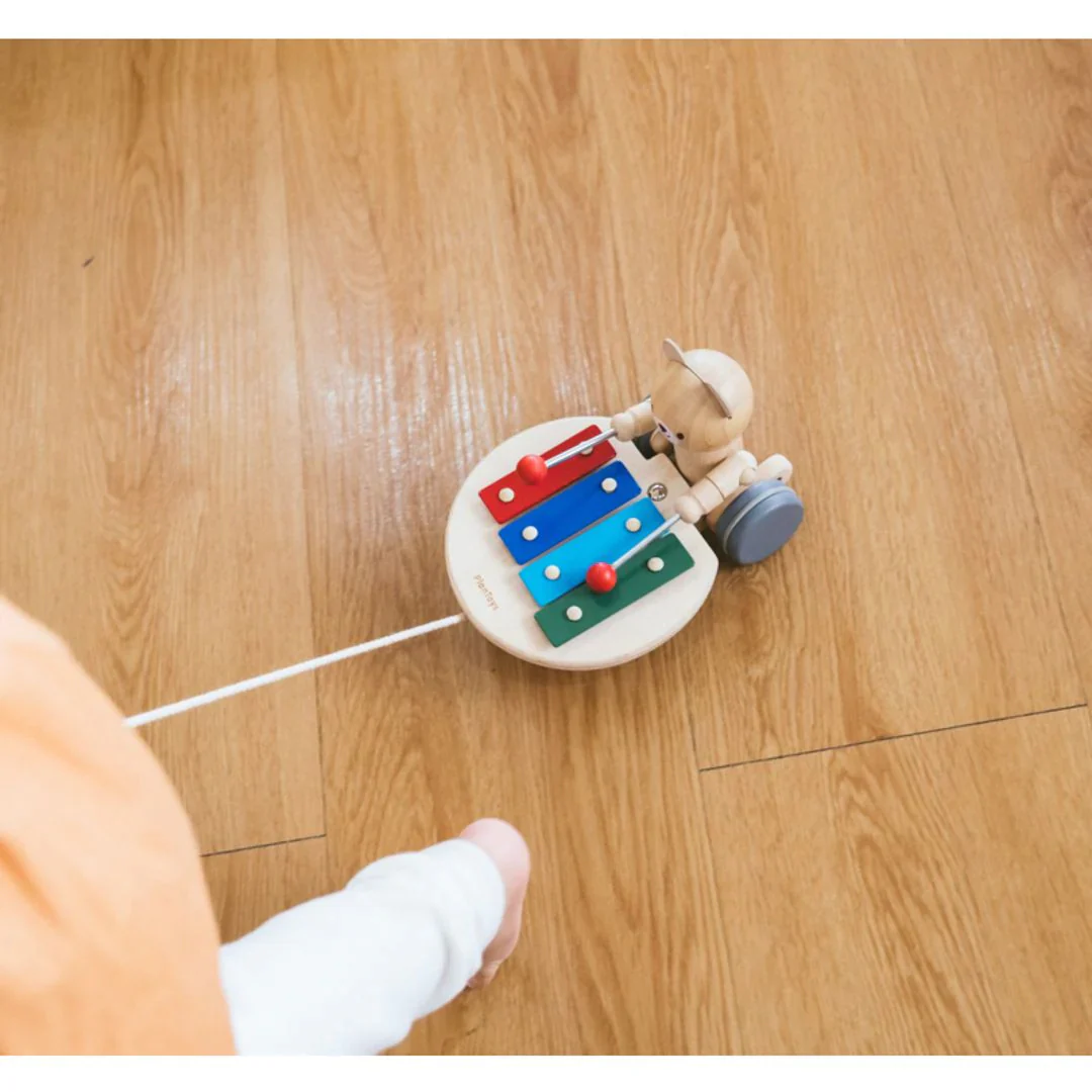 PULL-ALONG MUSICAL BEAR - Image 6