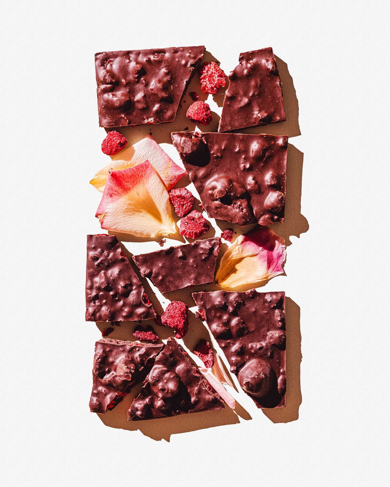 RASPBERRY ROSE DARK CHOCOLATE BAR - Image 3