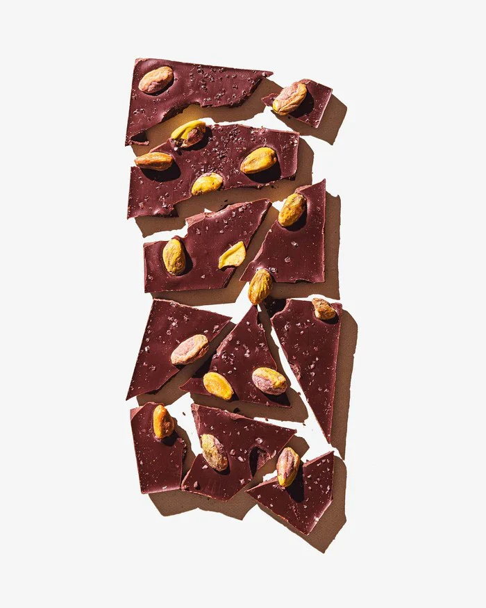 SALTED PISTACHIO DARK CHOCOLATE BAR - Image 2
