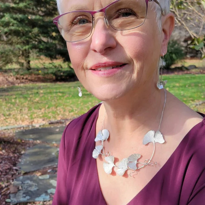 SILVER GINKGO NECKLACE - Image 5