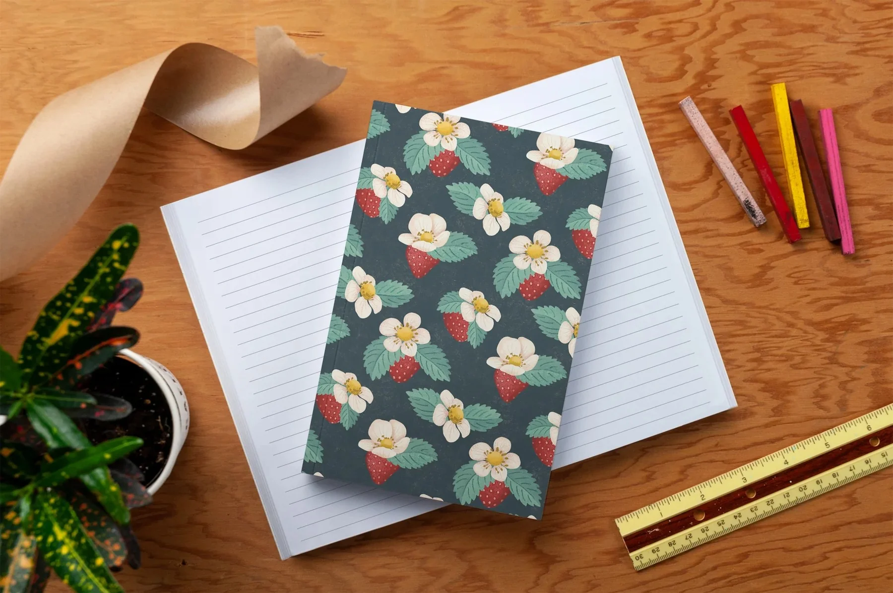 STRAWBERRY PRINT LINED JOURNAL - Image 3