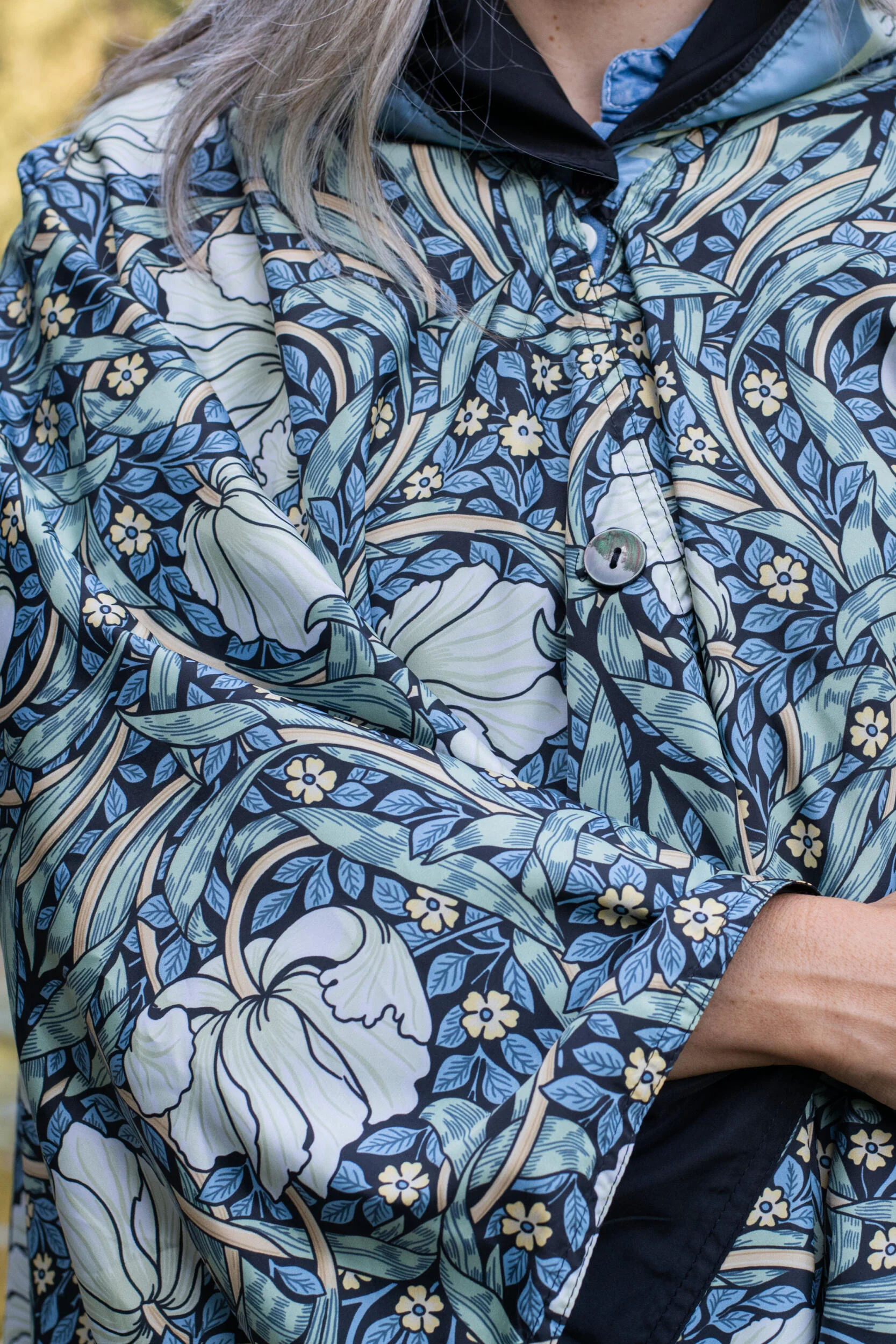 MORRIS & CO PIMPERNEL RAIN CAPE - Image 5